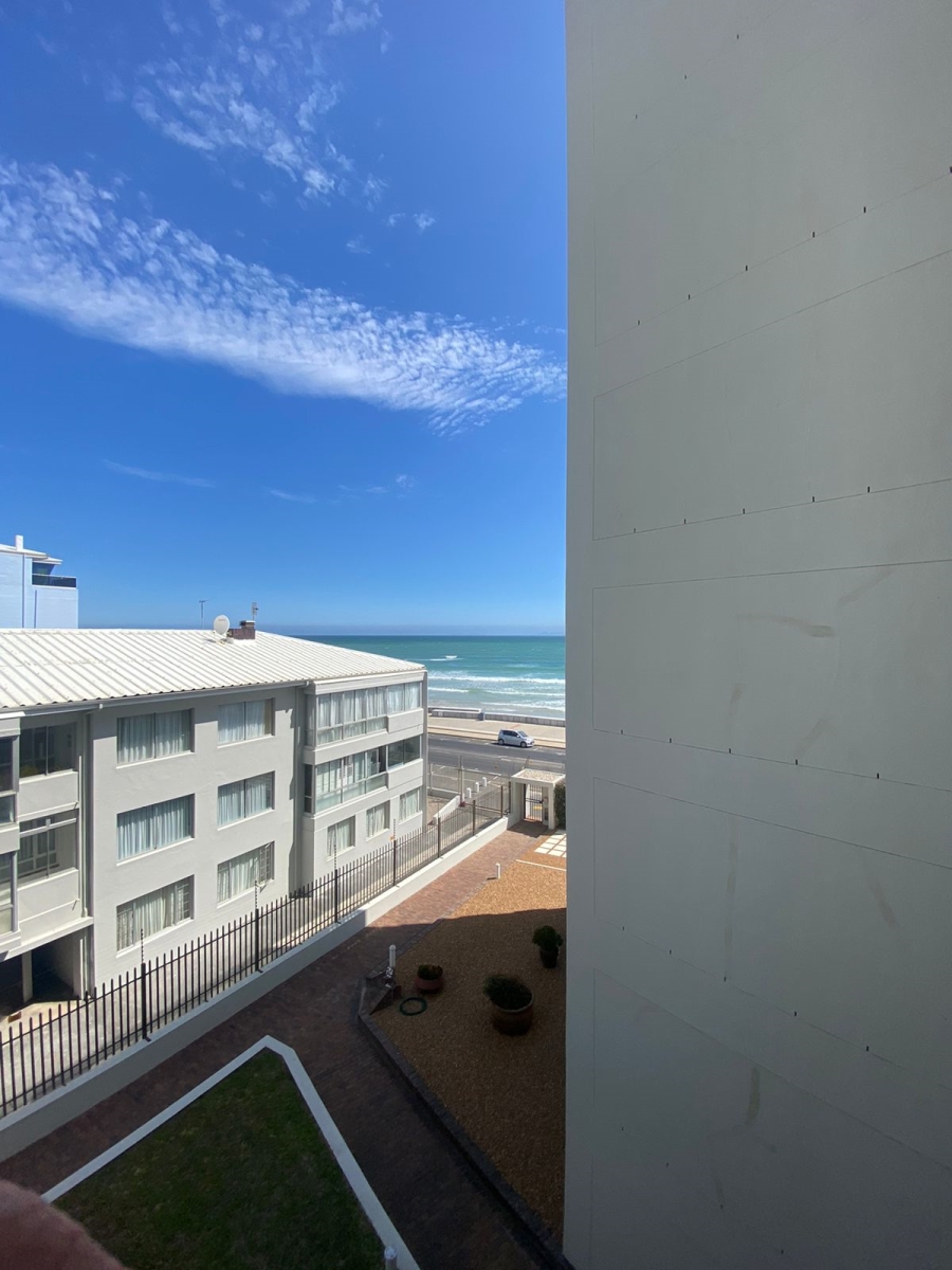 To Let 3 Bedroom Property for Rent in Strand North Western Cape